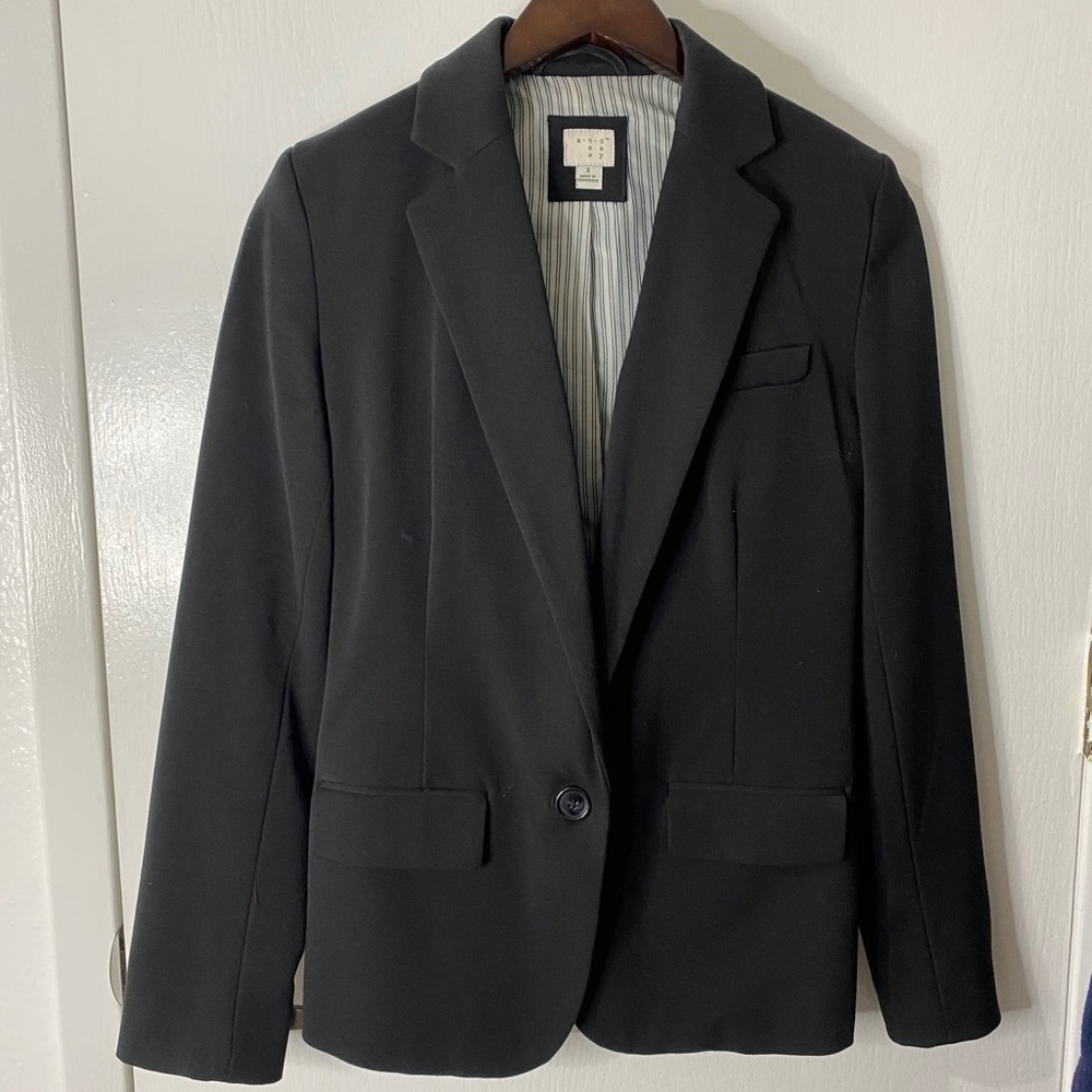Black Blazer